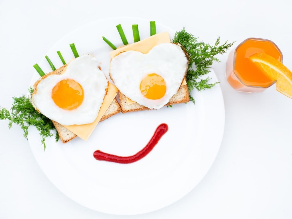 Силиконовая форма для яичницы happy-breakfast.jpg