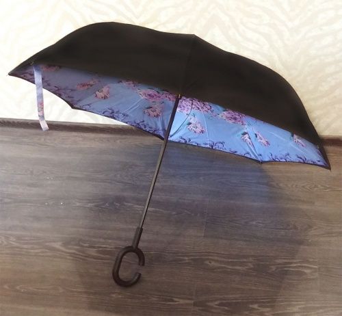 Умный зонт наоборот Umbrella розы на голубом картинки