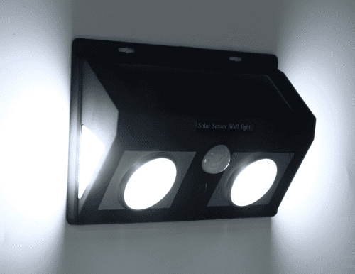 Ультра яркий светильник прожектор на солнечной батарее с датчиком движения 1000 лм картинки фото 6