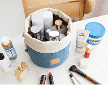Влагоустойчивая сумка органайзер с косметичкой и пакетиком голубая фото