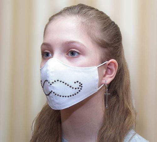 Тканевая маска с принтом белая «Усы» фото 3